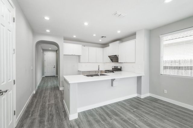 1839 Dawnelle Way, Sacramento, CA 95835