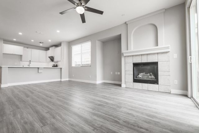 1839 Dawnelle Way, Sacramento, CA 95835