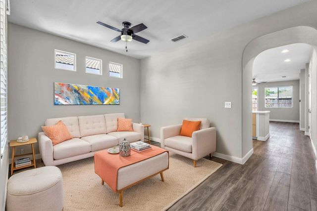 1839 Dawnelle Way, Sacramento, CA 95835