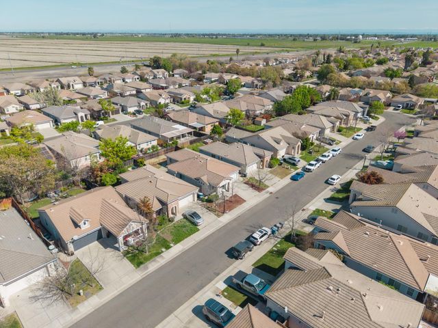 1839 Dawnelle Way, Sacramento, CA 95835