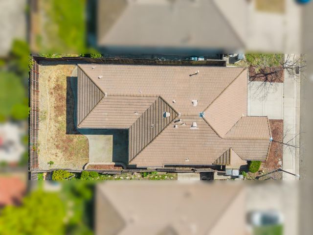 1839 Dawnelle Way, Sacramento, CA 95835