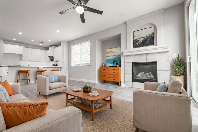 1839 Dawnelle Way, Sacramento, CA 95835