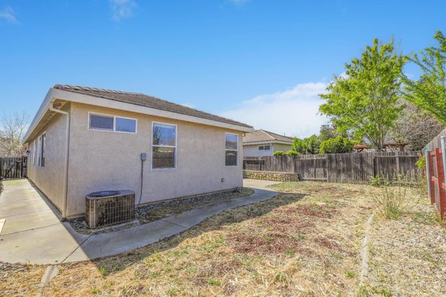 1839 Dawnelle Way, Sacramento, CA 95835