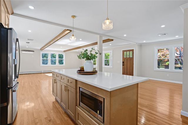 1 Cedar Path, Lincoln, RI 02865