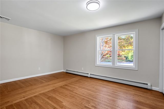 1 Cedar Path, Lincoln, RI 02865