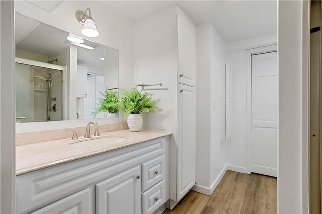 1 Cedar Path, Lincoln, RI 02865