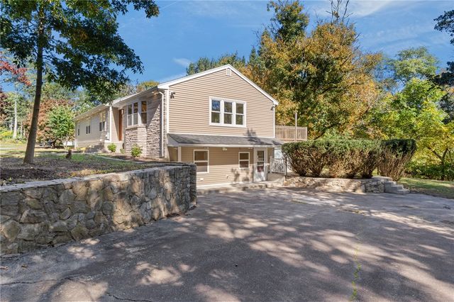 1 Cedar Path, Lincoln, RI 02865