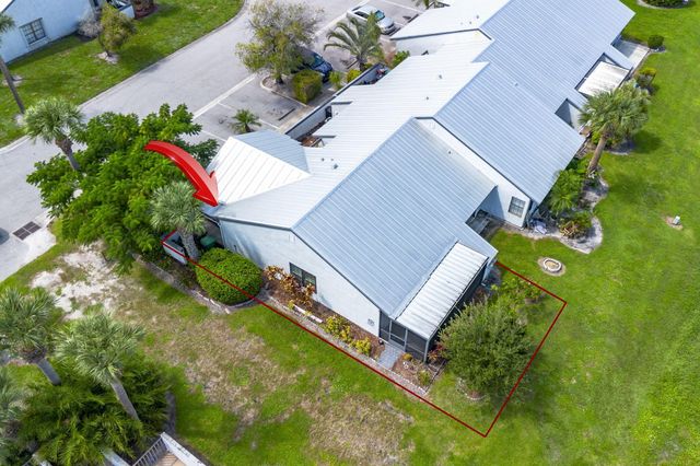 421 SW Bill Traitel Avenue, Port St Lucie, FL 34953