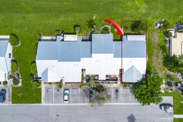 421 SW Bill Traitel Avenue, Port St Lucie, FL 34953