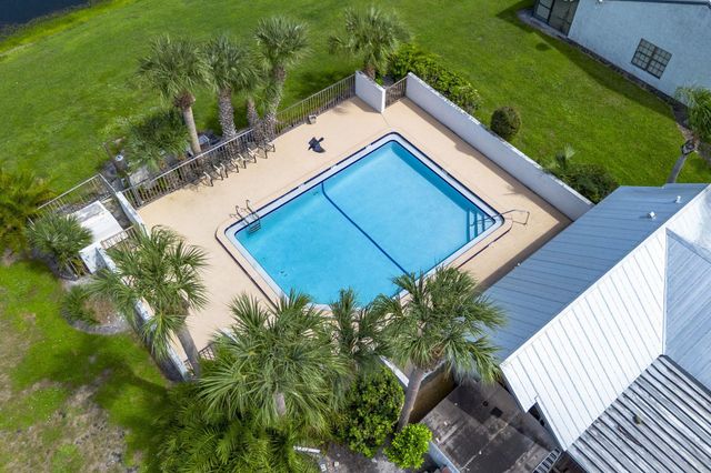 421 SW Bill Traitel Avenue, Port St Lucie, FL 34953
