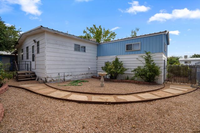 6831 JADE PARK Avenue NE, Albuquerque, NM 87109