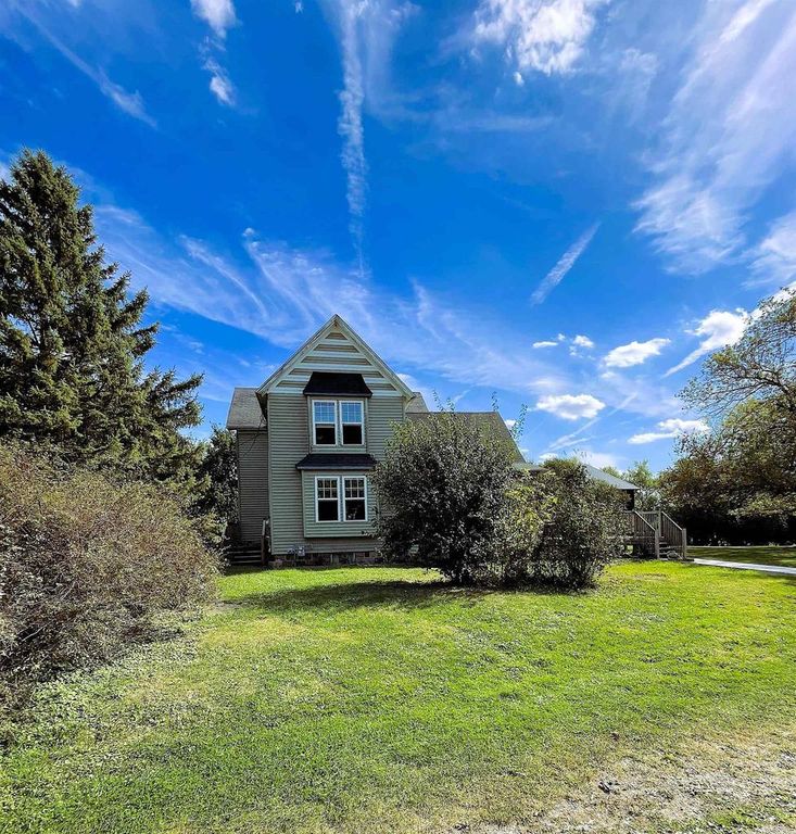 W7565 Creek Road, Delavan, WI 53115