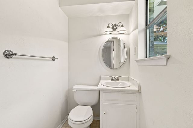 1508 Hillside Drive, Midlothian, TX 76065