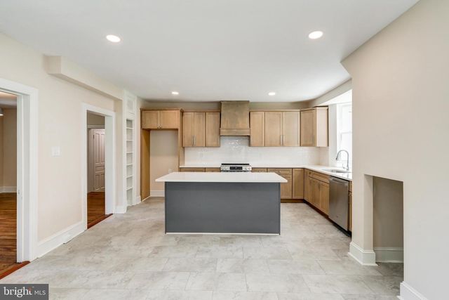 2 N LANDVALE ST, York Haven, PA 17370