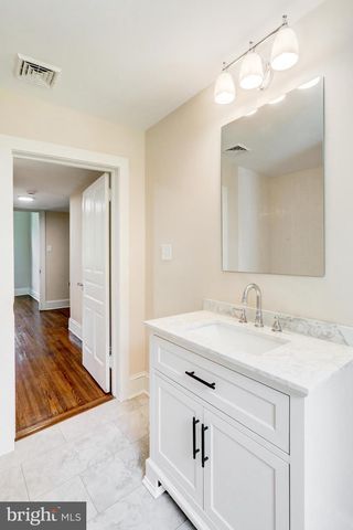 2 N LANDVALE ST, York Haven, PA 17370