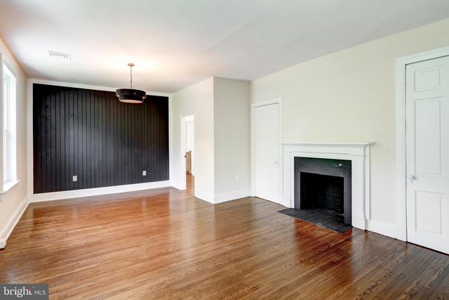 2 N LANDVALE ST, York Haven, PA 17370
