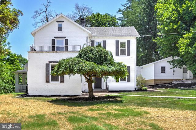 2 N LANDVALE ST, York Haven, PA 17370