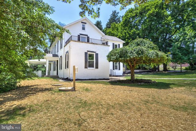 2 N LANDVALE ST, York Haven, PA 17370