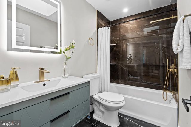 321 CENTRAL AVE, Malvern, PA 19355