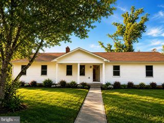 321 CENTRAL AVE, Malvern, PA 19355