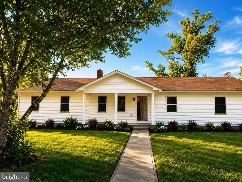 321 CENTRAL AVE, Malvern, PA 19355