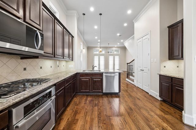 1624 Wrenwood Lakes, Houston, TX 77043