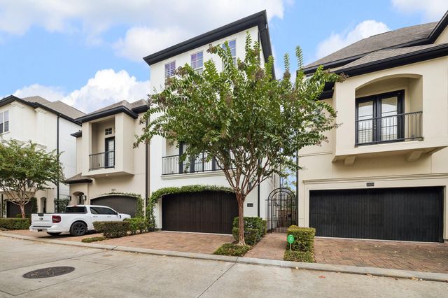 1624 Wrenwood Lakes, Houston, TX 77043