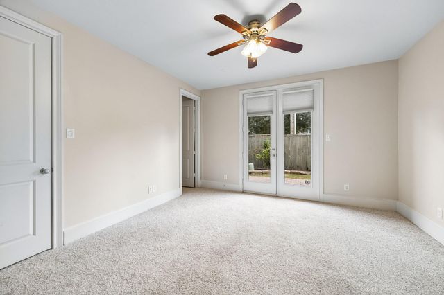 1624 Wrenwood Lakes, Houston, TX 77043