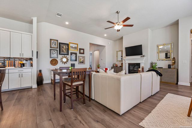 29919 CAPSTONE WALK, Boerne, TX 78015