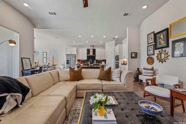 29919 CAPSTONE WALK, Boerne, TX 78015