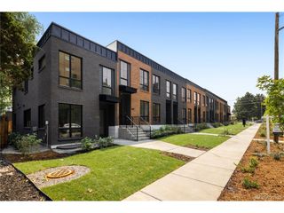 822 Dahlia St, Denver, CO 80220