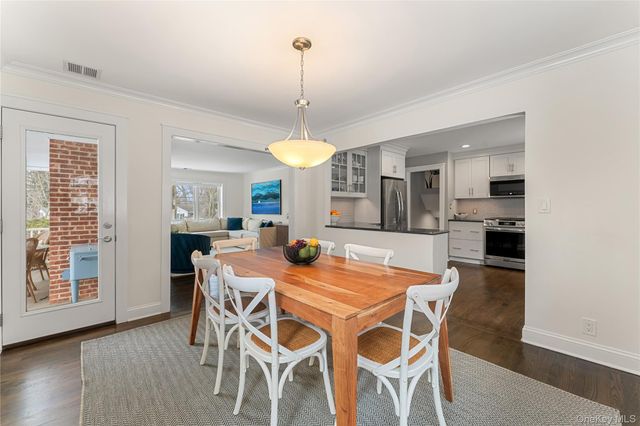 20 Riverview Road, Irvington, NY 10533