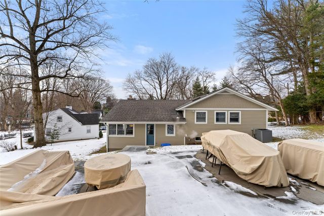 20 Riverview Road, Irvington, NY 10533