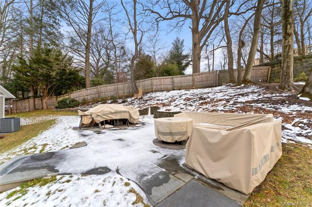 20 Riverview Road, Irvington, NY 10533