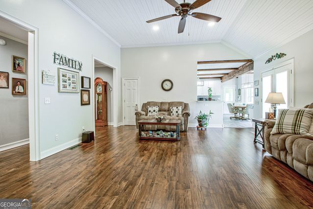 967 Tope Road, Sharpsburg, GA 30277