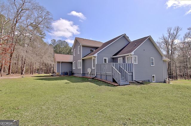 967 Tope Road, Sharpsburg, GA 30277