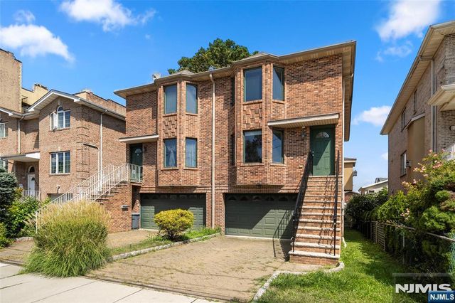 229 Franklin Avenue B, Cliffside Park, NJ 07010