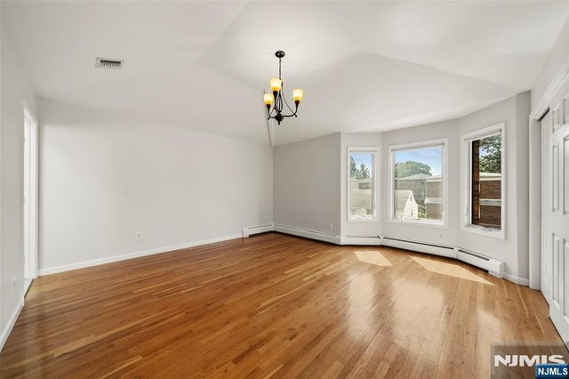 229 Franklin Avenue B, Cliffside Park, NJ 07010