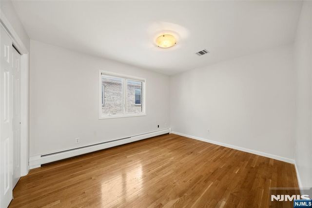 229 Franklin Avenue B, Cliffside Park, NJ 07010