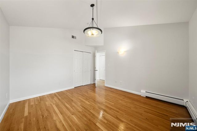 229 Franklin Avenue B, Cliffside Park, NJ 07010