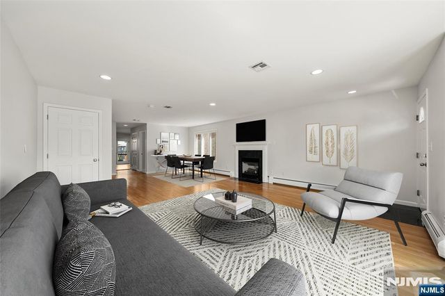 229 Franklin Avenue B, Cliffside Park, NJ 07010