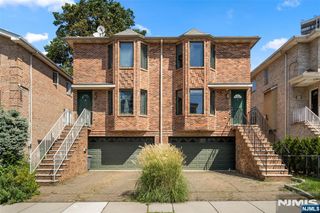 229 Franklin Avenue B, Cliffside Park, NJ 07010