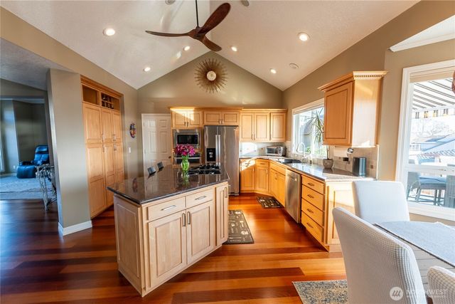 13817 SE 36th Street, Vancouver, WA 98683