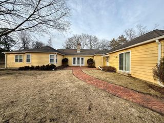 1040 Mayowood Road SW, Rochester, MN 55902