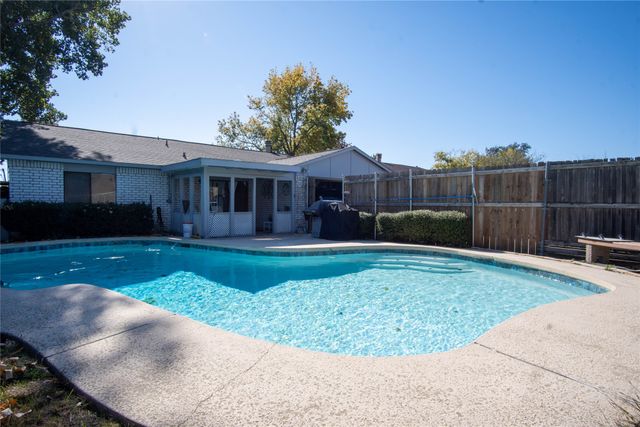 829 Cambridge Drive, Plano, TX 75023