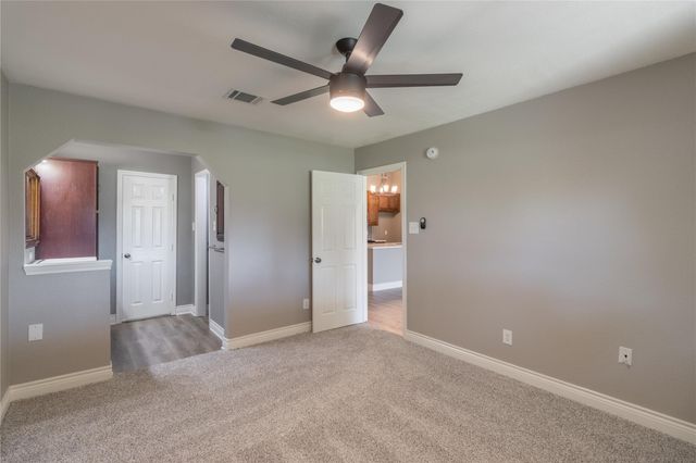 619 E Country Grove Circle, Pearland, TX 77584