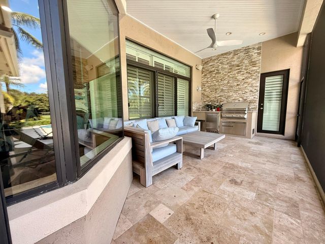 8401 Eagleville Avenue, Delray Beach, FL 33446