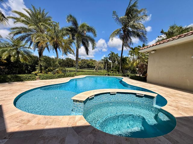 8401 Eagleville Avenue, Delray Beach, FL 33446
