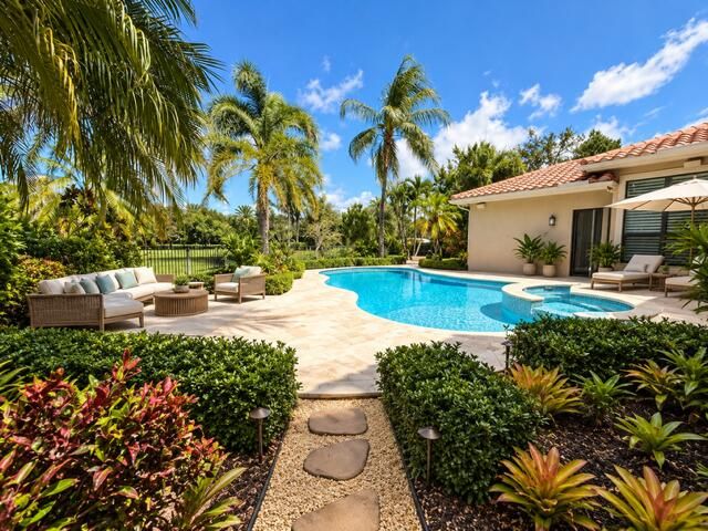 8401 Eagleville Avenue, Delray Beach, FL 33446