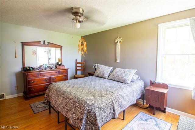 10381 Portage Street NW, Canal Fulton, OH 44614
